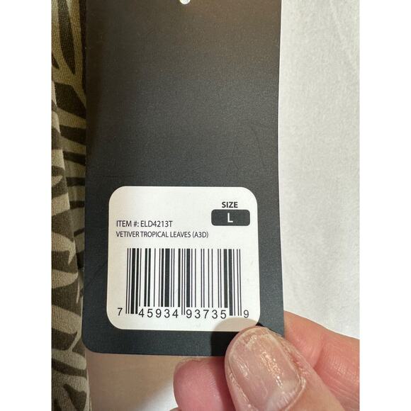 NEW Eddie Bauer Womens Green Tropical Print Athletic Dress L Built in Bra A12 - Picture 2 of 7